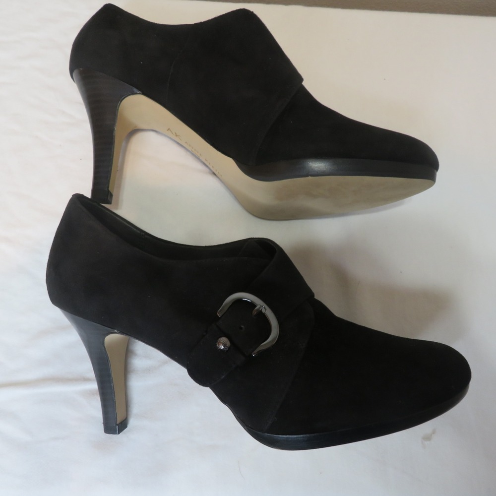 AK Anne Klein Womens Black Suede Buckle Strap Shooties Heels Size 8.5 M